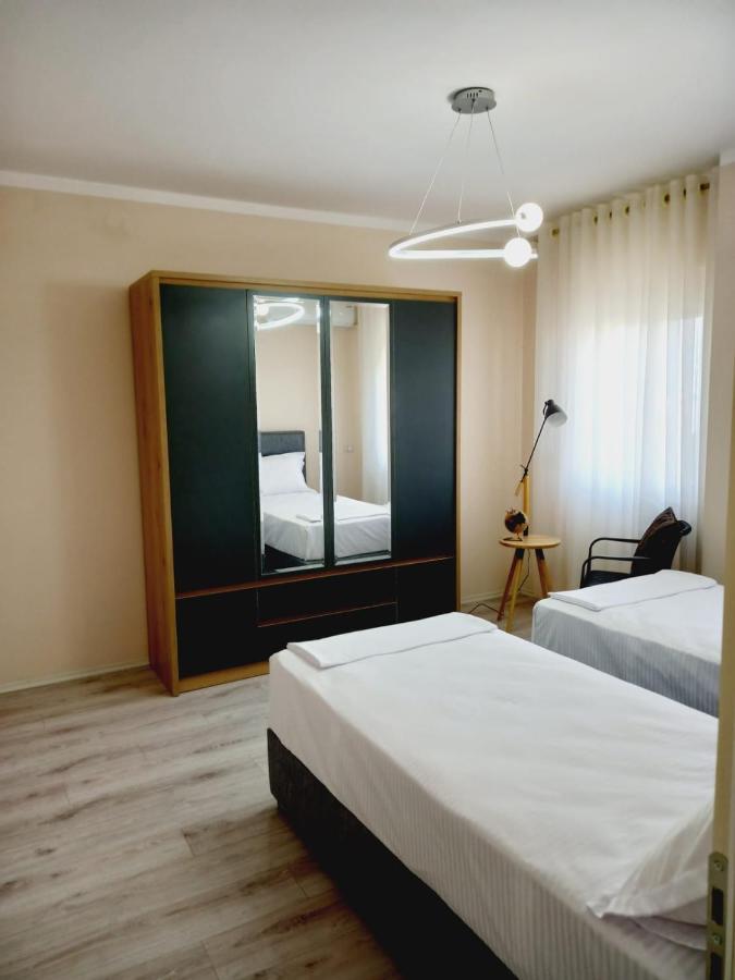 Comfort Apartment Shkodër Esterno foto