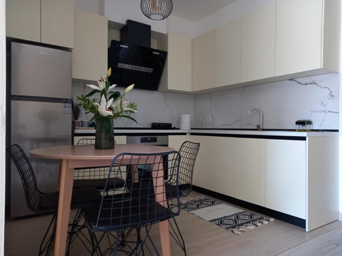 Comfort Apartment Shkodër Esterno foto